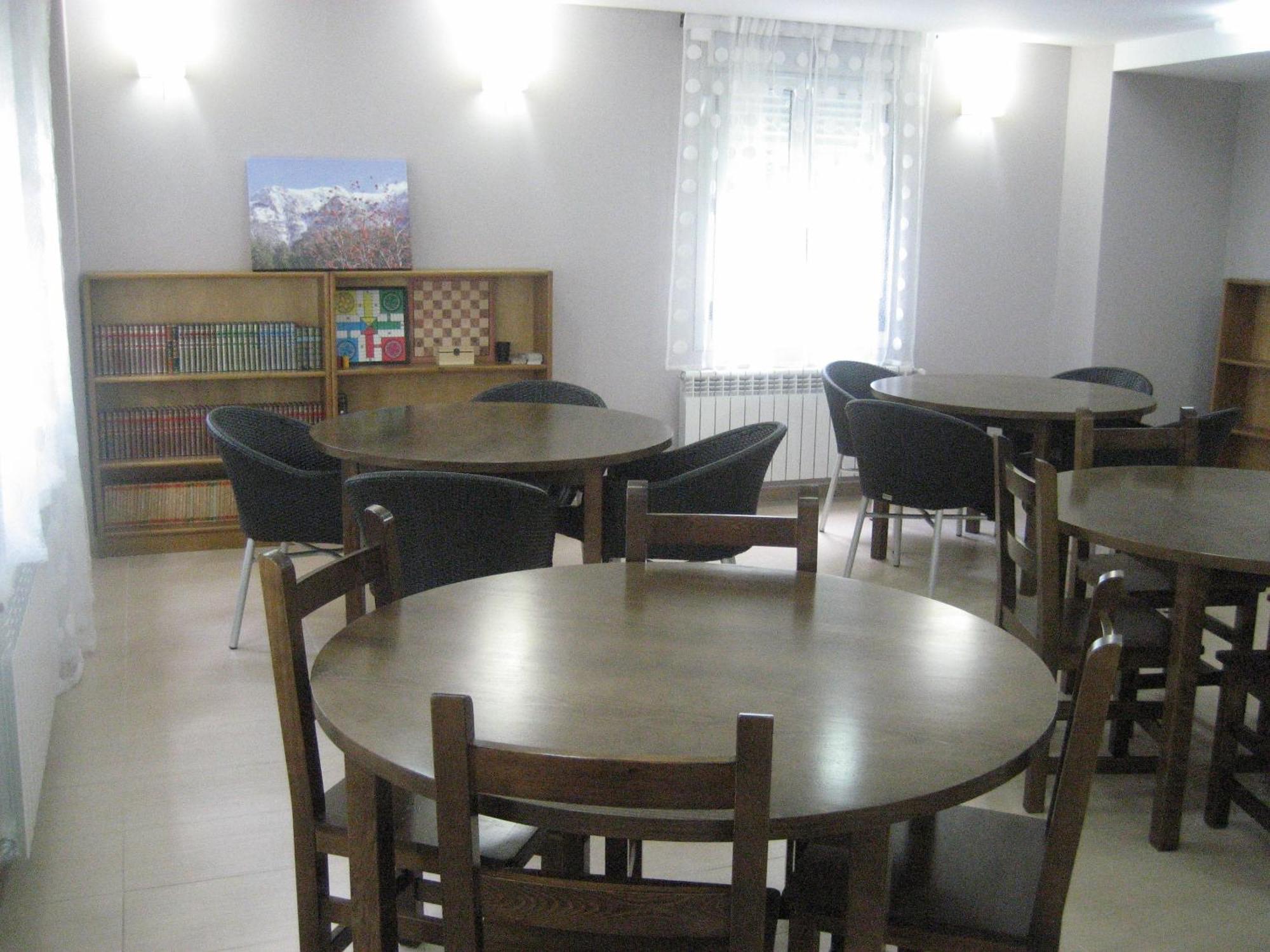 Albergue Turistico Rio Aragon Canfranc Zewnętrze zdjęcie